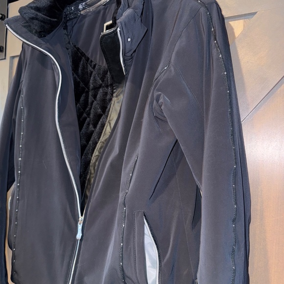 Descente Women's Kensie Black Ski Jacket – Size 12 (M/L) - Picture 4 of 6